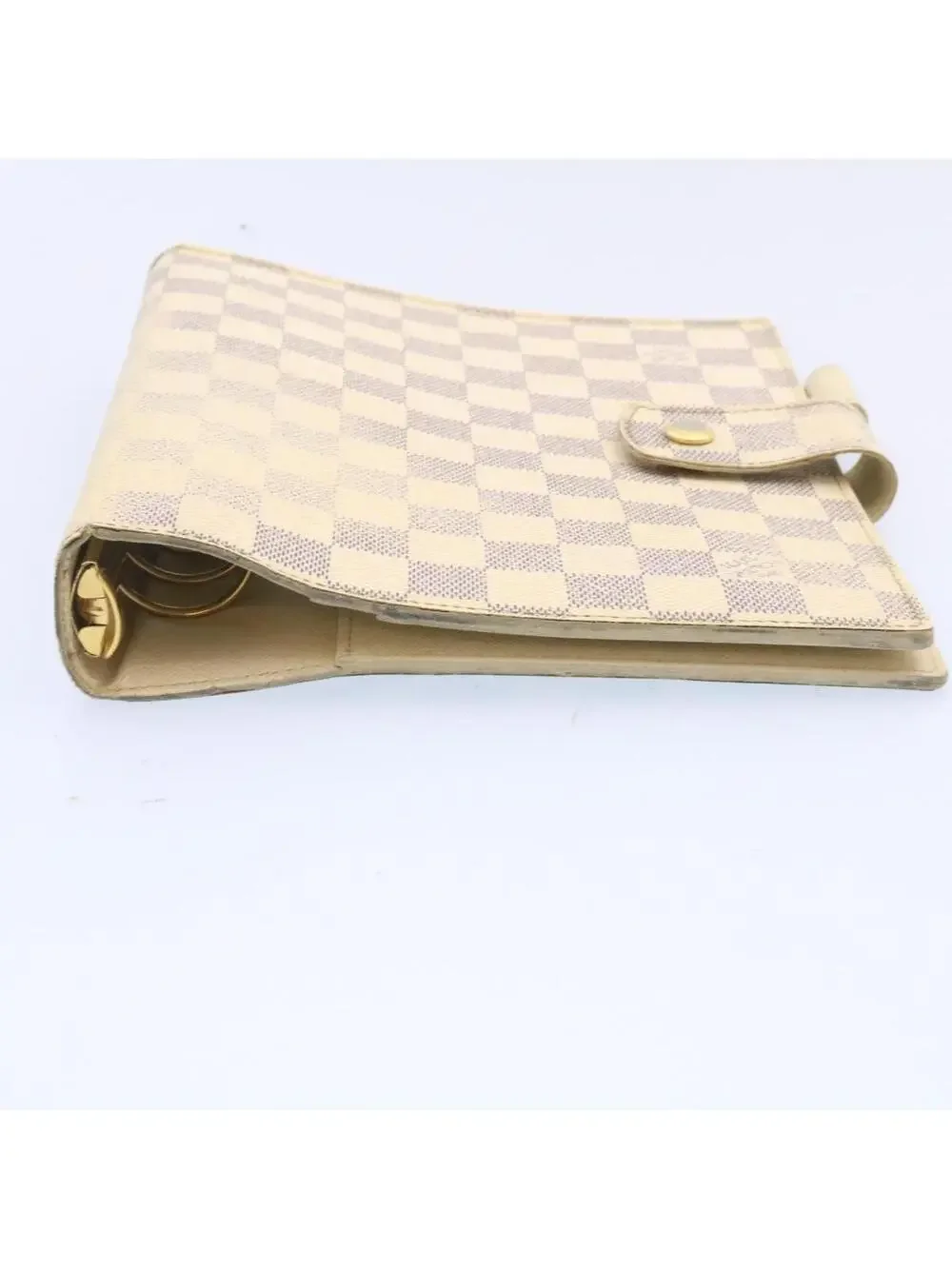 Louis Vuitton elevate your